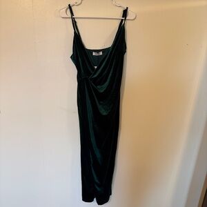 NWT Green Velvet Loving Blind Midi Dress from Showpo